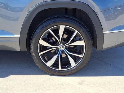 2024 Volkswagen Atlas 2.0T SEL Premium R-Line