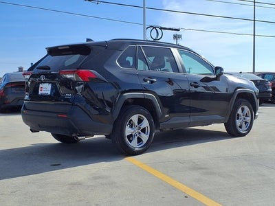 2025 Toyota RAV4 Hybrid XLE