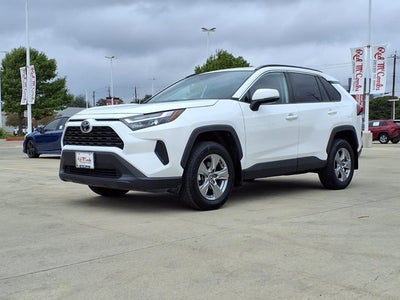 2024 Toyota RAV4 XLE