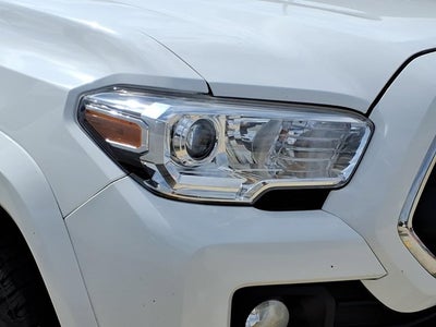 2022 Toyota Tacoma 4WD SR