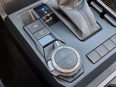 2025 Toyota Tacoma 4WD SR5