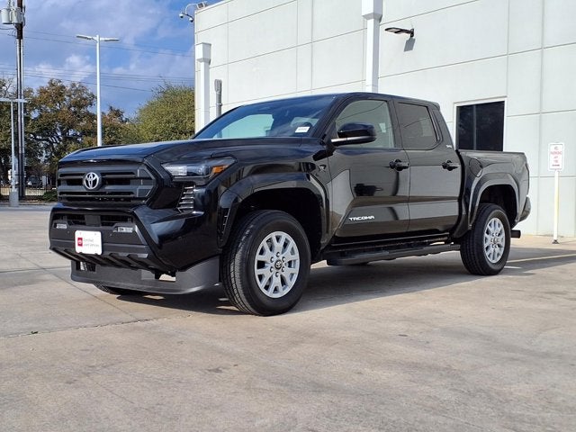 2025 Toyota Tacoma 4WD SR5