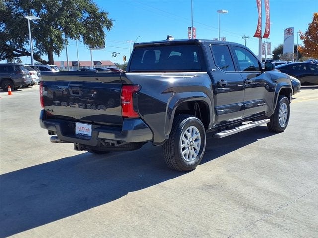 2025 Toyota Tacoma 4WD SR5
