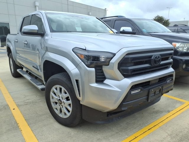 2025 Toyota Tacoma 4WD SR5