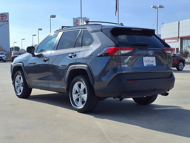 2021 Toyota RAV4 Hybrid XLE