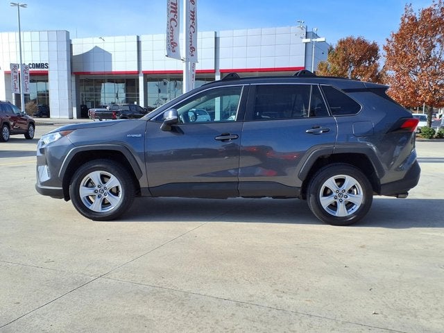 2021 Toyota RAV4 Hybrid XLE
