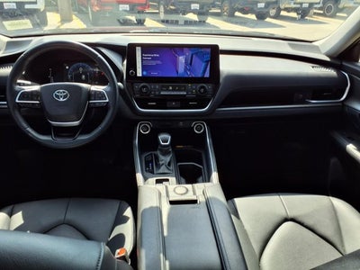 2024 Toyota Grand Highlander XLE