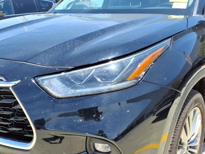 2021 Toyota Highlander Hybrid Platinum