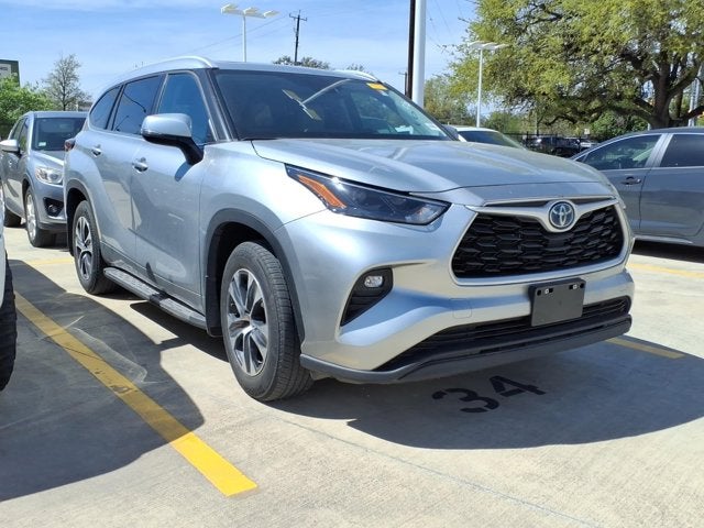 2024 Toyota Highlander Hybrid XLE