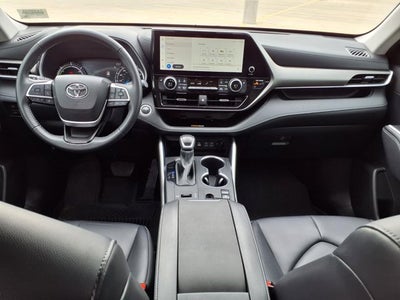 2024 Toyota Highlander Hybrid XLE