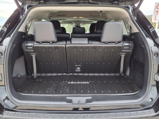 2025 Toyota Highlander Hybrid XLE