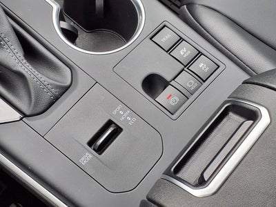 2025 Toyota Highlander Hybrid XLE