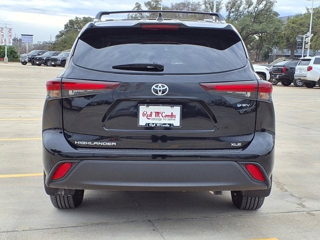 2025 Toyota Highlander Hybrid XLE