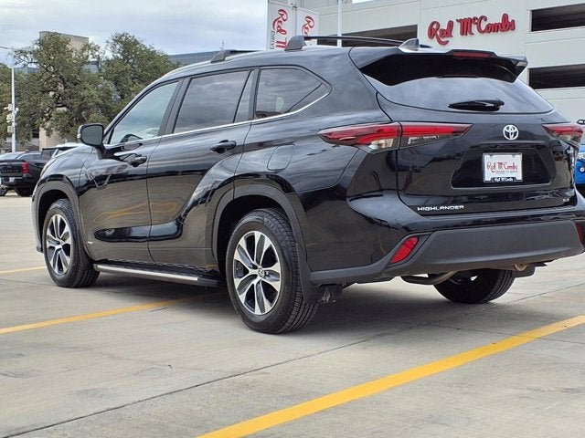 2025 Toyota Highlander Hybrid XLE