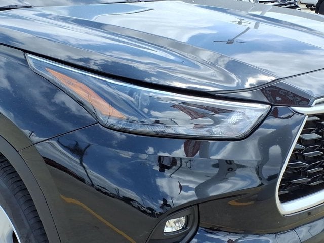 2025 Toyota Highlander LE