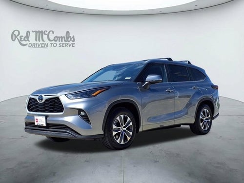 2025 Toyota Highlander XLE