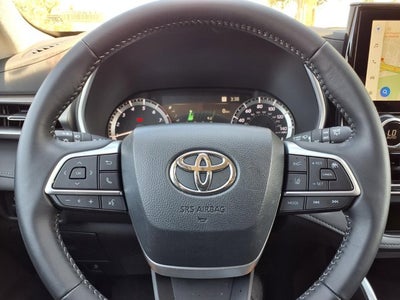 2025 Toyota Highlander XLE