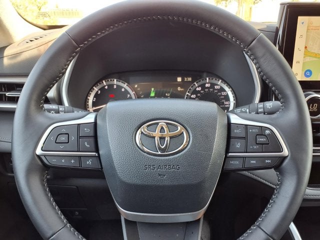 2025 Toyota Highlander XLE