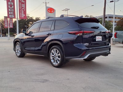 2025 Toyota Highlander XSE