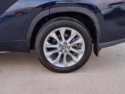 2025 Toyota Highlander XSE