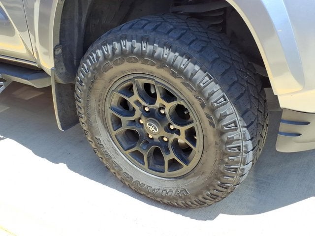 2021 Toyota Tacoma 4WD SR5