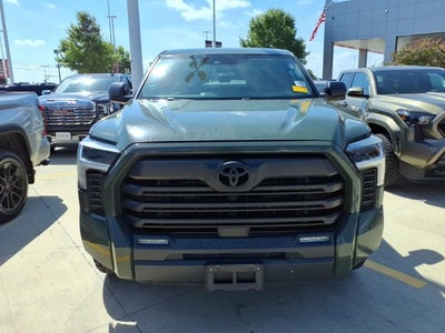 2022 Toyota Tundra 2WD SR5