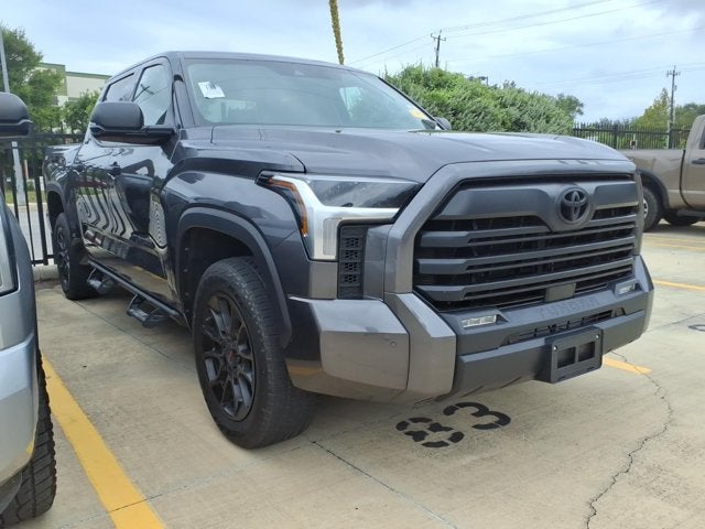 2023 Toyota Tundra 4WD SR5