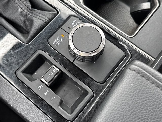 2024 Toyota Tundra 4WD SR5