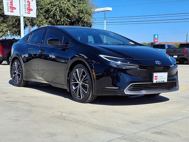 2025 Toyota Prius LE