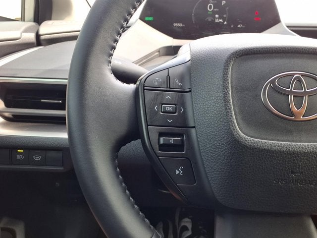 2025 Toyota Prius LE