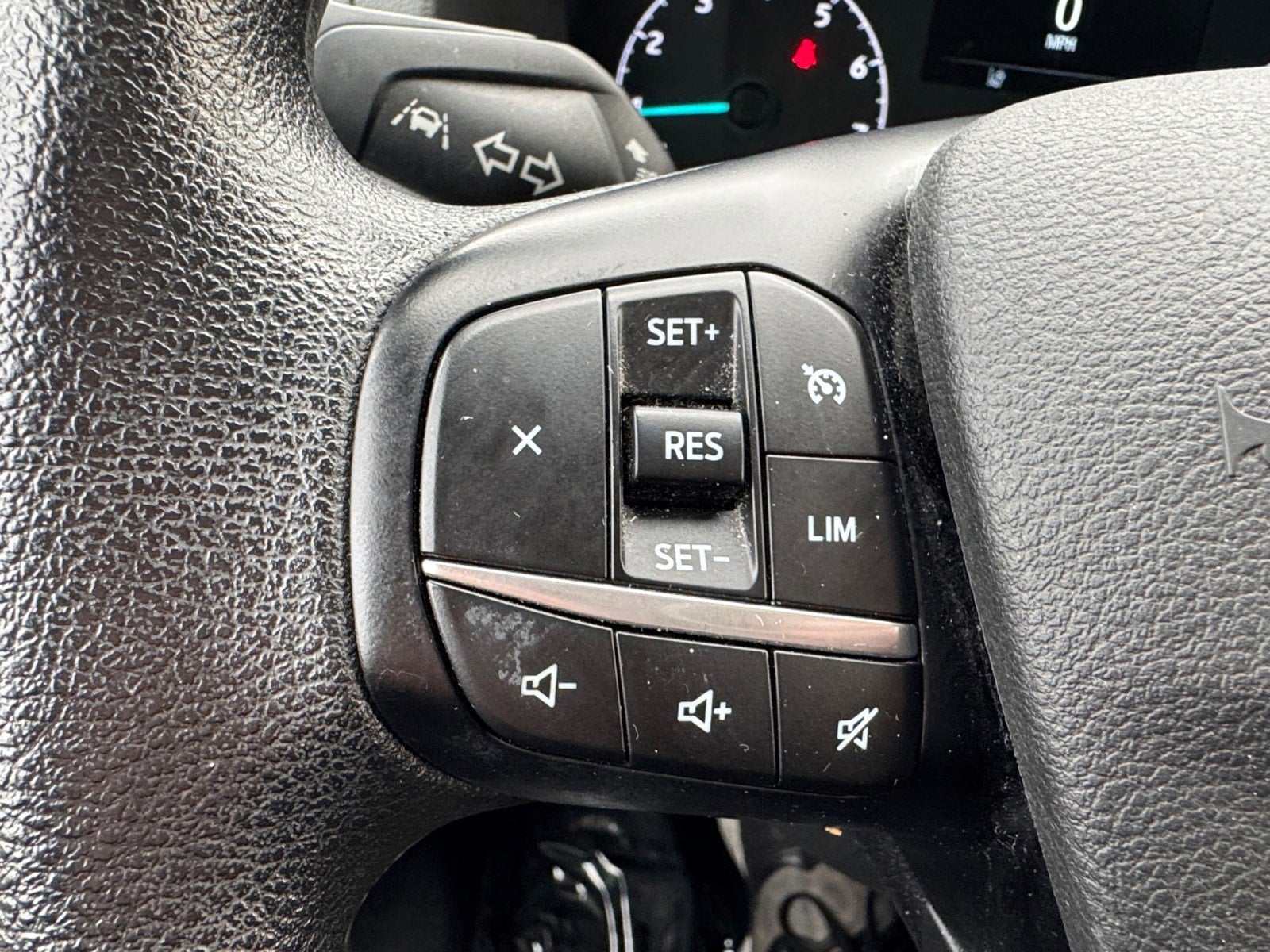 2024 Ford Transit Cargo Van T-250 130" Low Rf 9070 GVWR RWD