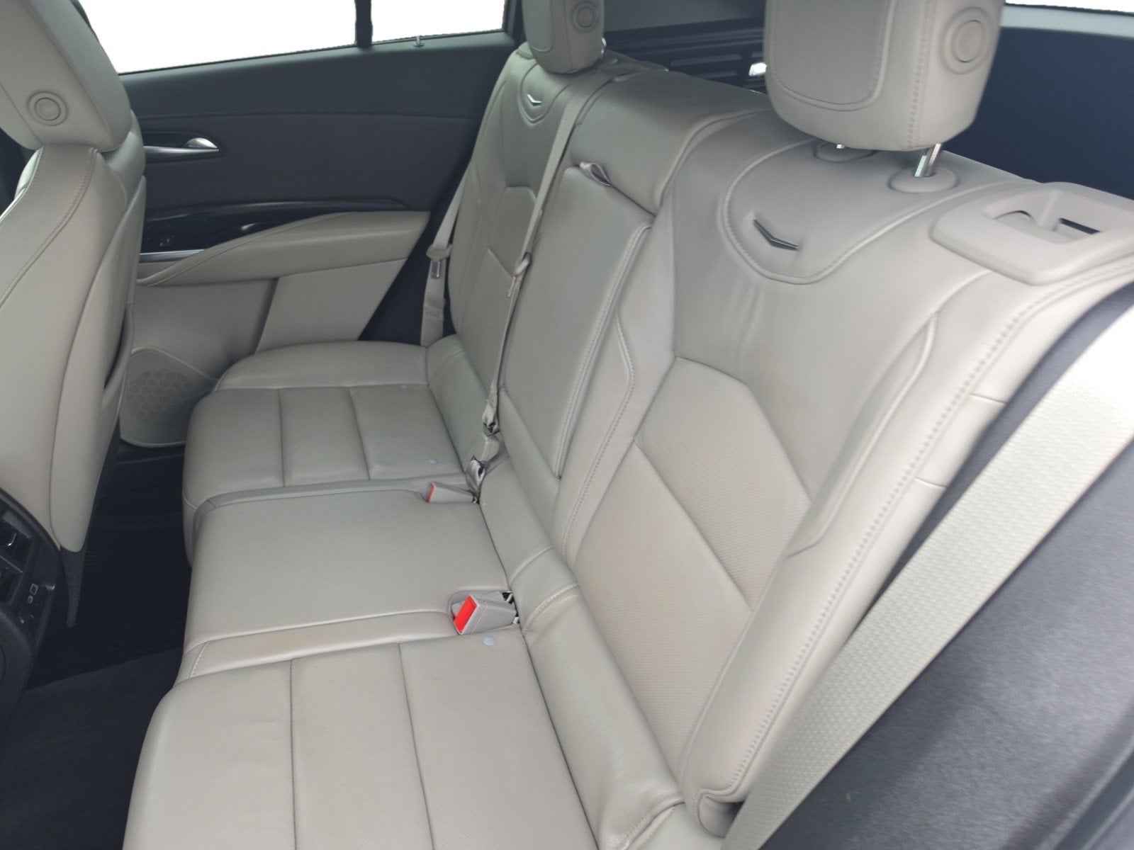 2019 Cadillac XT4 FWD Premium Luxury