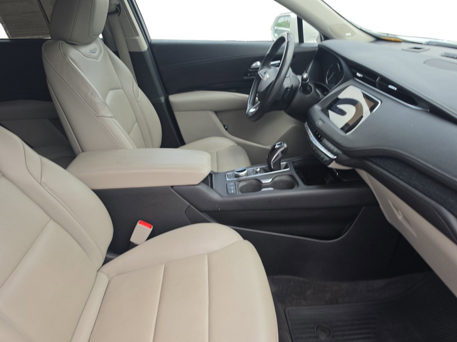 2019 Cadillac XT4 FWD Premium Luxury