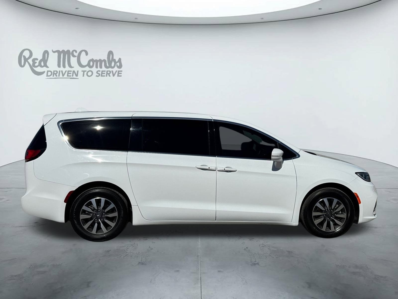 2022 Chrysler Pacifica Hybrid Touring L
