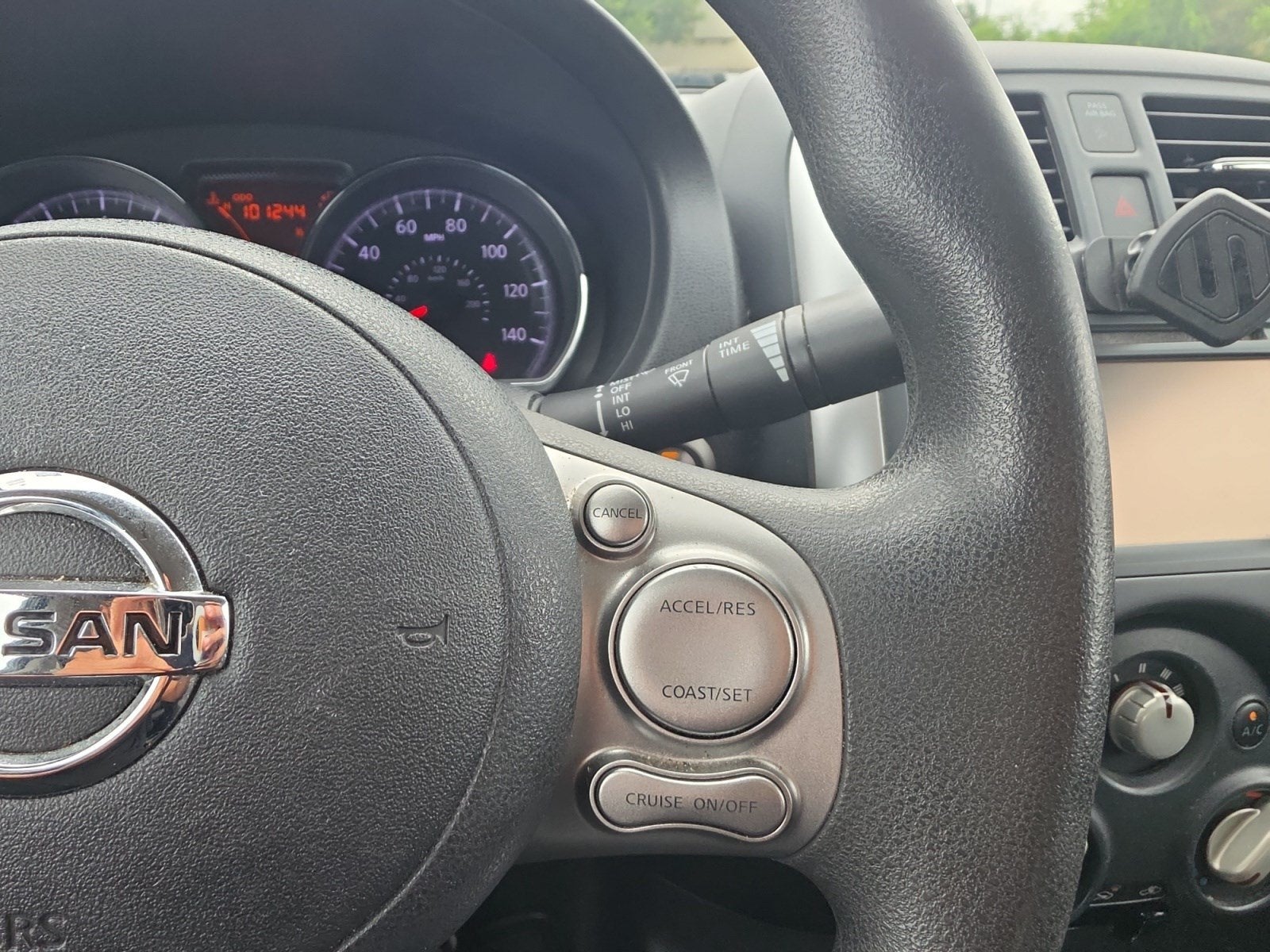2014 Nissan Versa SL