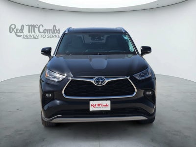 2023 Toyota Highlander Hybrid Platinum