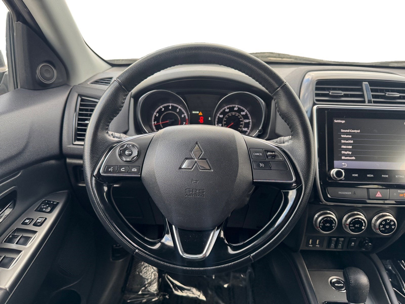2024 Mitsubishi Outlander Sport SE