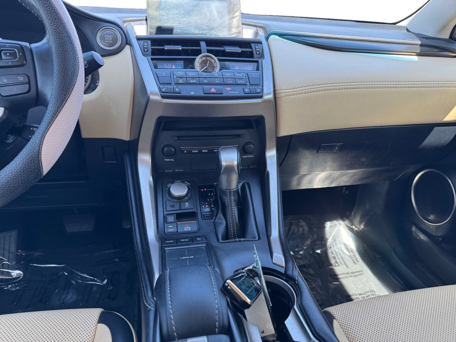 2016 Lexus NX 200t 200t