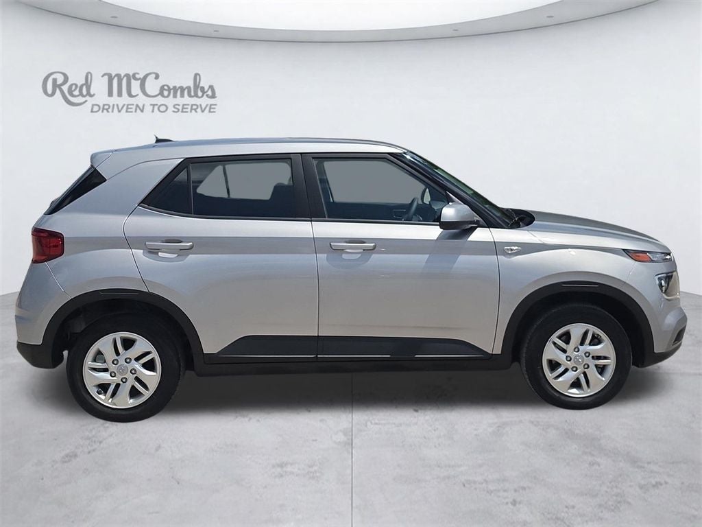 2025 Hyundai Venue SE