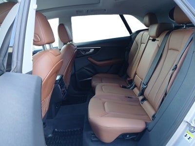 2022 Audi Q8 Premium Plus