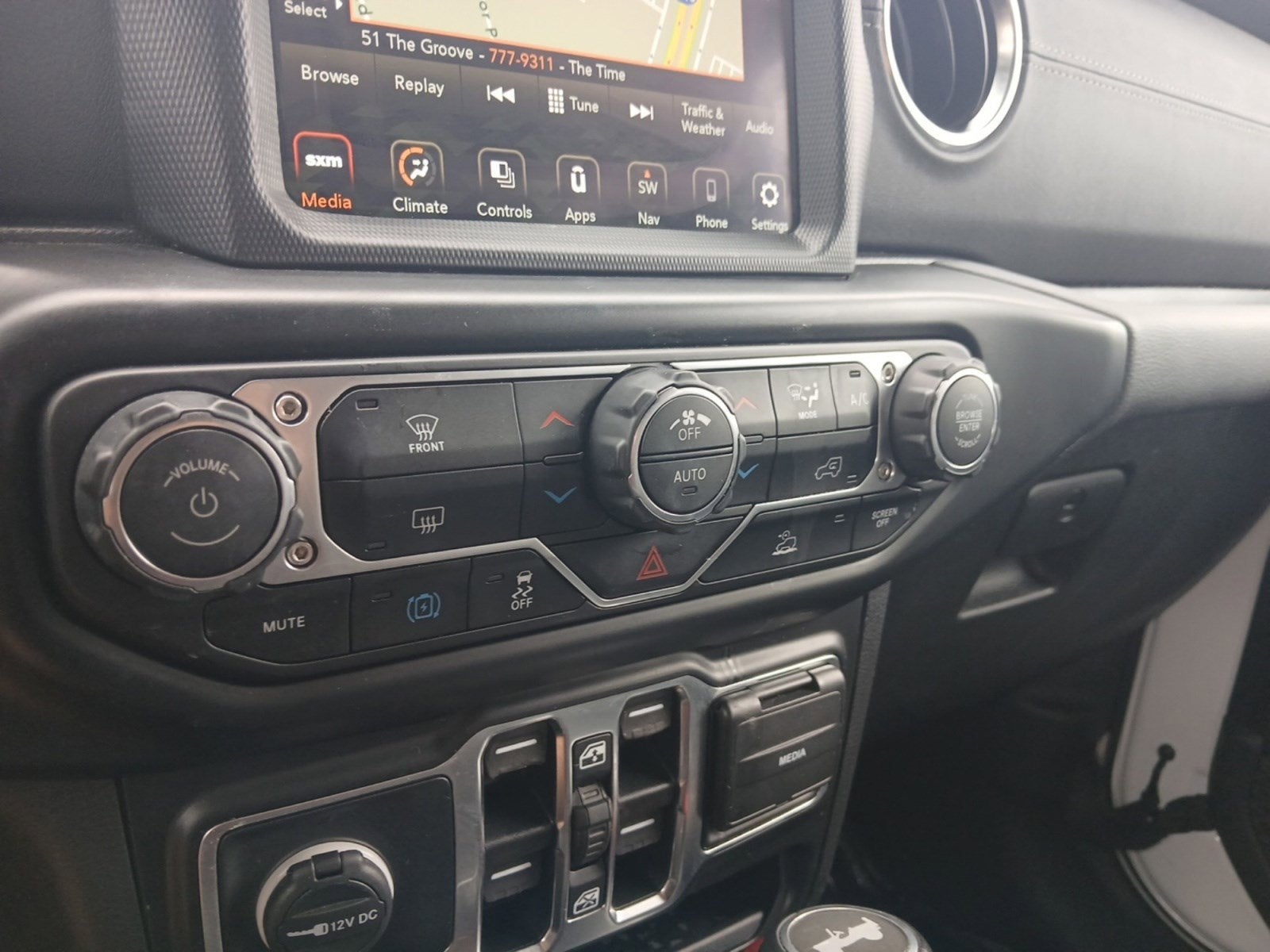 2022 Jeep Wrangler Unlimited Sahara 4xe W/ ANDROID AUTO & APPLE CARPLAY
