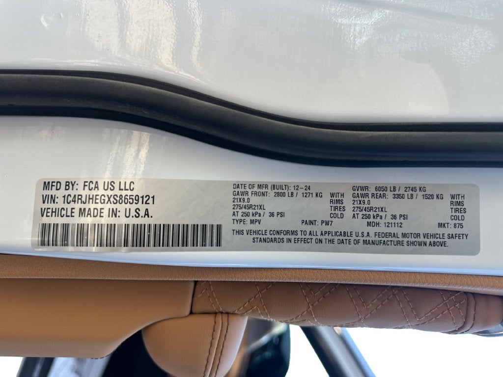2025 Jeep Grand Cherokee Summit Reserve