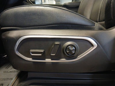 2022 Jeep Wagoneer Series III W/ HANDS-FREE POWER LIFTGATE