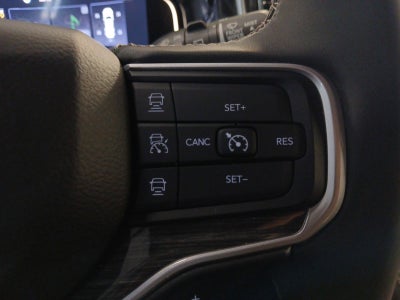 2022 Jeep Wagoneer Series III W/ HANDS-FREE POWER LIFTGATE