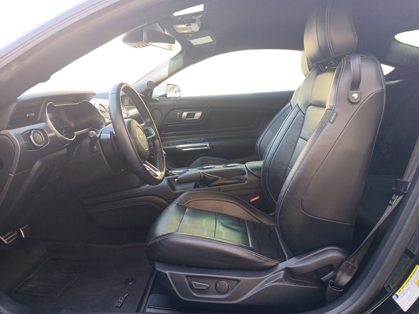 2022 Ford Mustang EcoBoost Premium