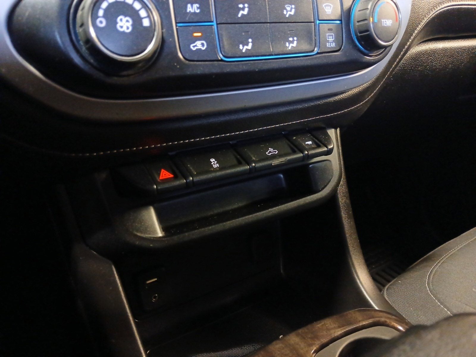 2017 GMC Canyon SLE1 W/ REAR VISION CAMERA & FOG LAMPS