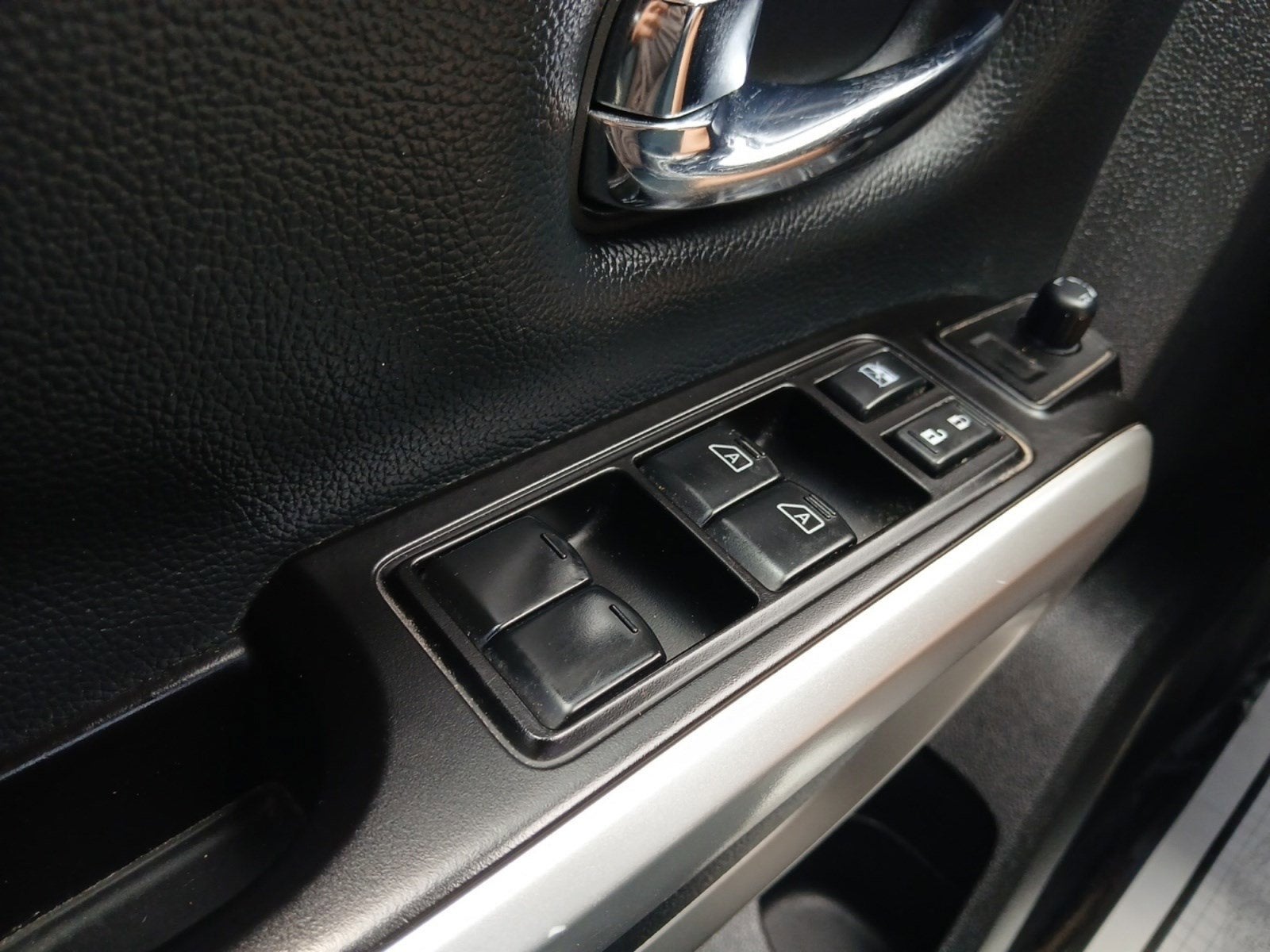 2019 Nissan Titan SV