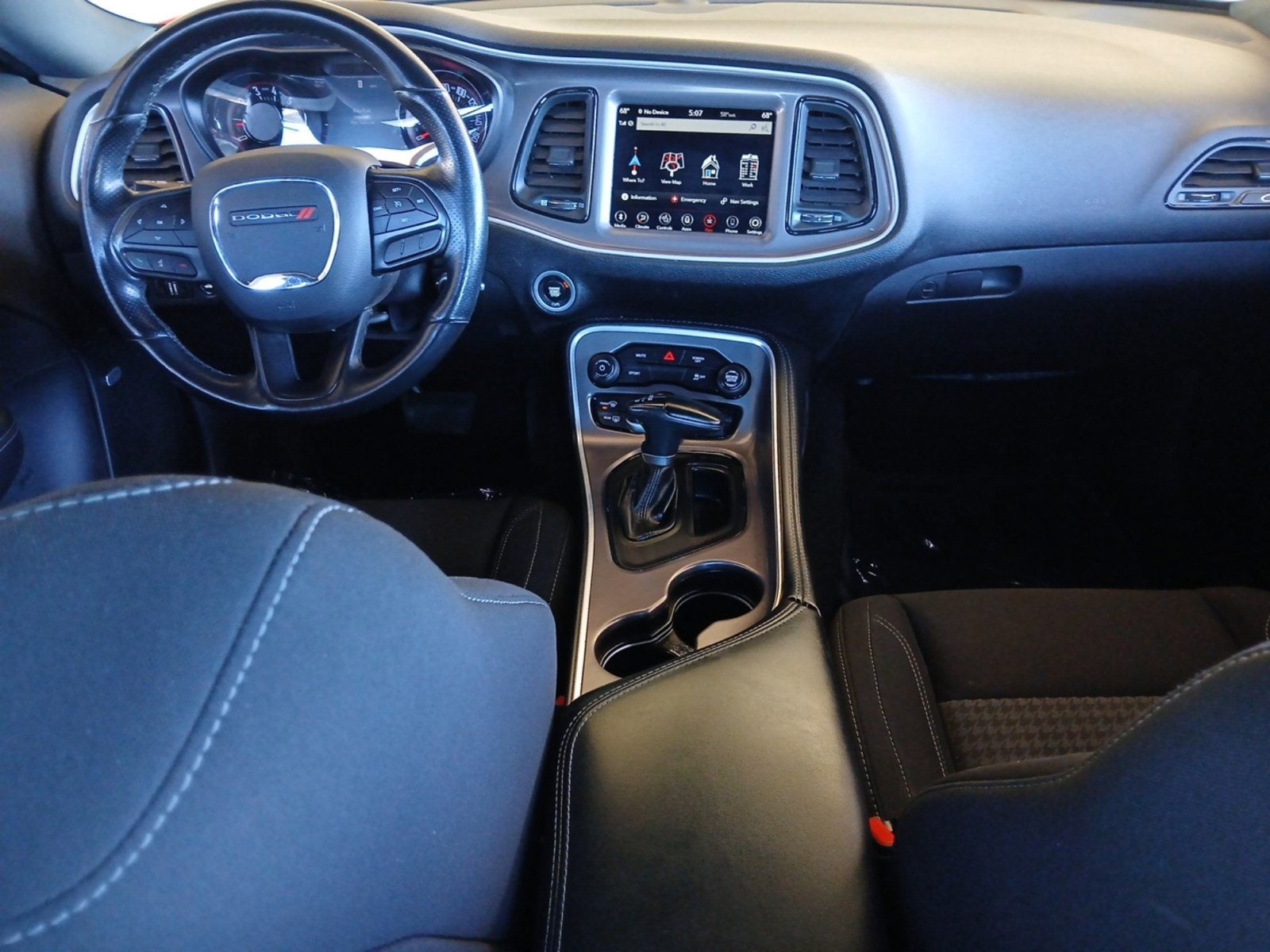 2022 Dodge Challenger SXT W/ APPLE CARPLAY & ANDROID AUTO