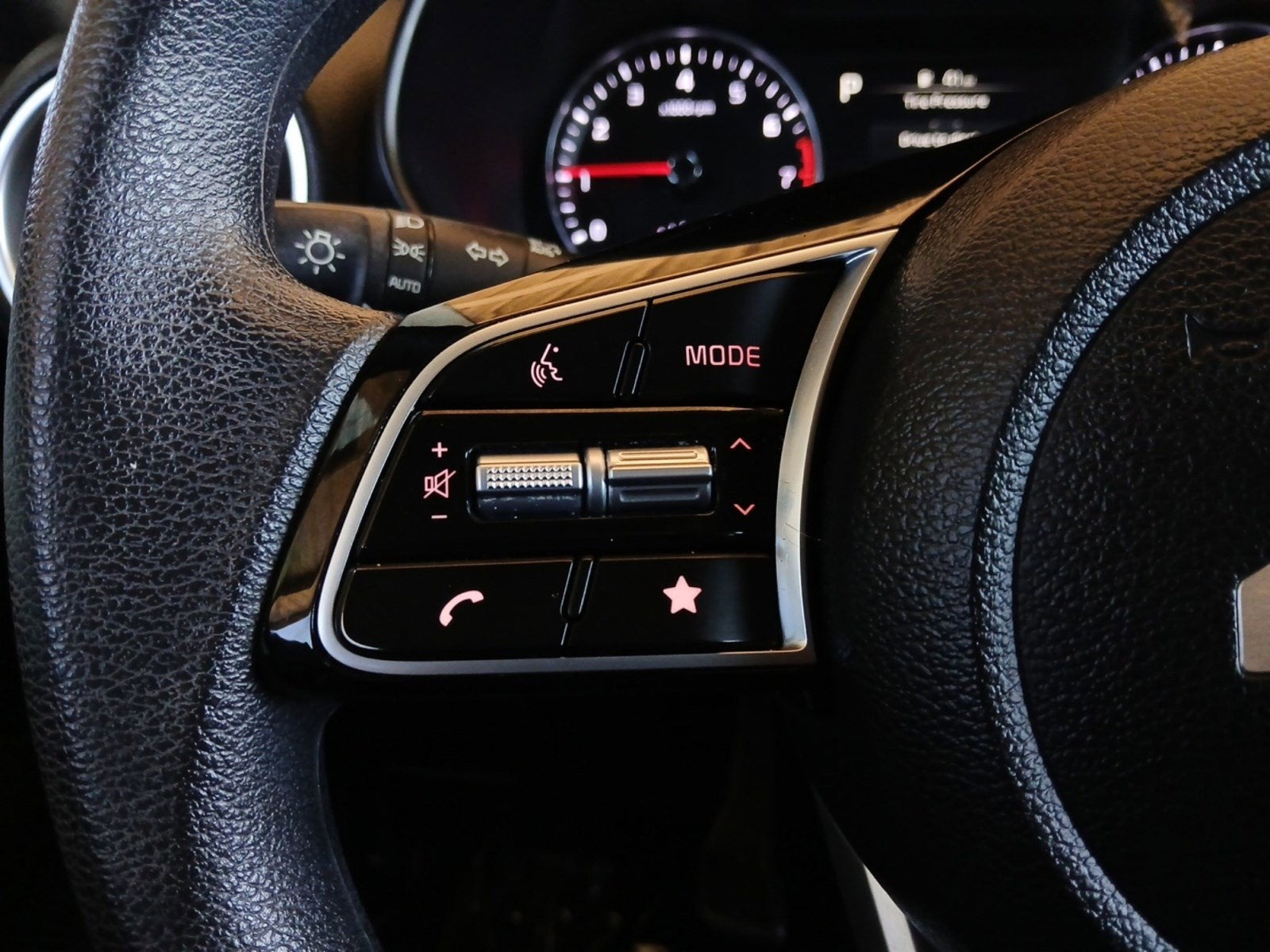 2024 Kia Forte LXS W/ BLIND SPOT COLLISION AVOIDANCE