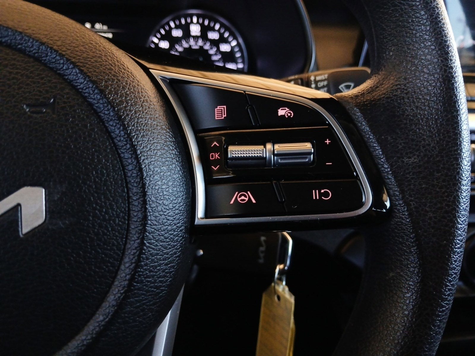 2024 Kia Forte LXS W/ BLIND SPOT COLLISION AVOIDANCE